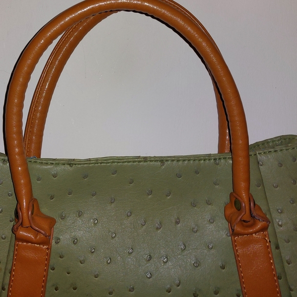 GREEN TEXTURED HANDBAG - Picture 4 of 4
